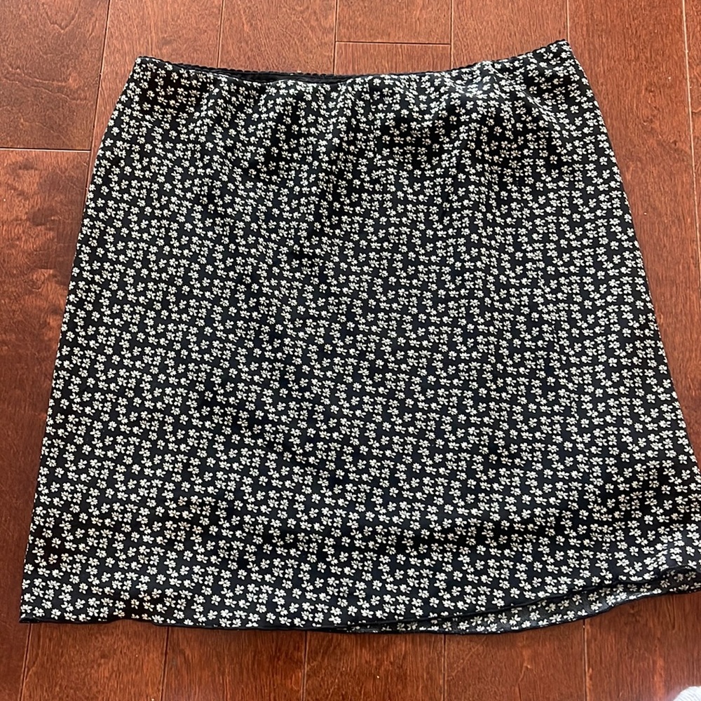 Brandy Melville skirt